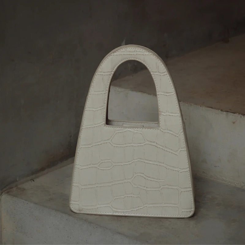 Hollow Three-dimensional Pattern Handbag