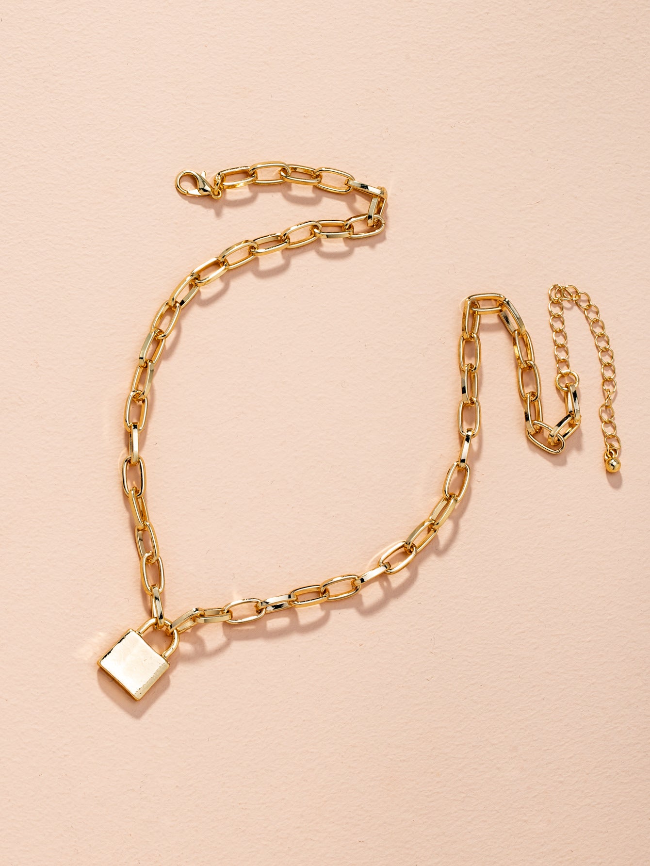 Lock Charm Chunky Chain Necklace